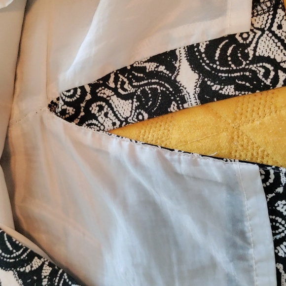 Skirt - Picture 3 of 4